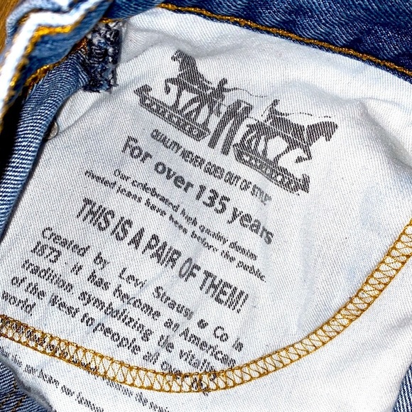 Levi’s vintage MOM jeans size 36x39 - Picture 7 of 7